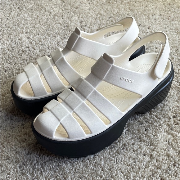 CROCS NWOT Women's White & Black Platform Stomp Fisherman Sandals Size 10 - Picture 1 of 5